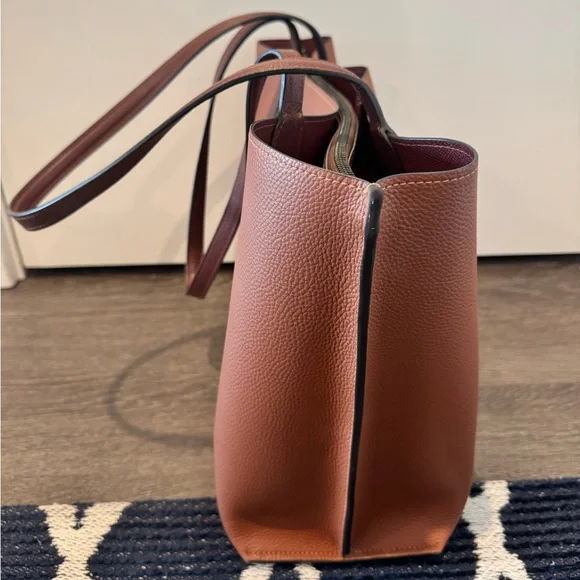 Coach Willow Tote - Picture 14 of 16